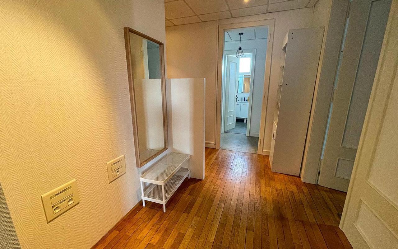 Chambres Privees -Private Room- Dans Un Spacieux Appartement - 100M2 Centre Proche Gare Mulhouse Bilik gambar